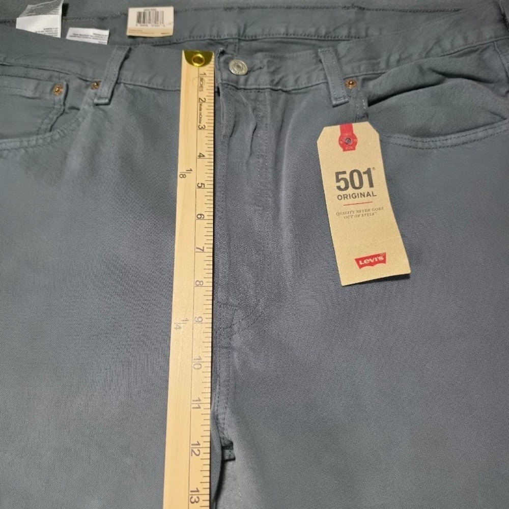 Levi's 501 Original Jeans Mens 38x34 Gray NWT Button Fly Straight Leg - Picture 7 of 10